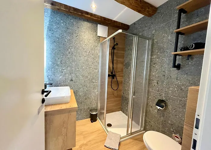 In Near Slopes Saalfelden